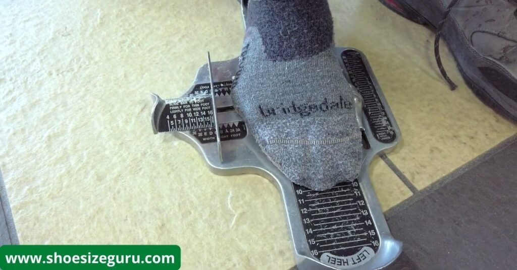 Foot size measurement tool